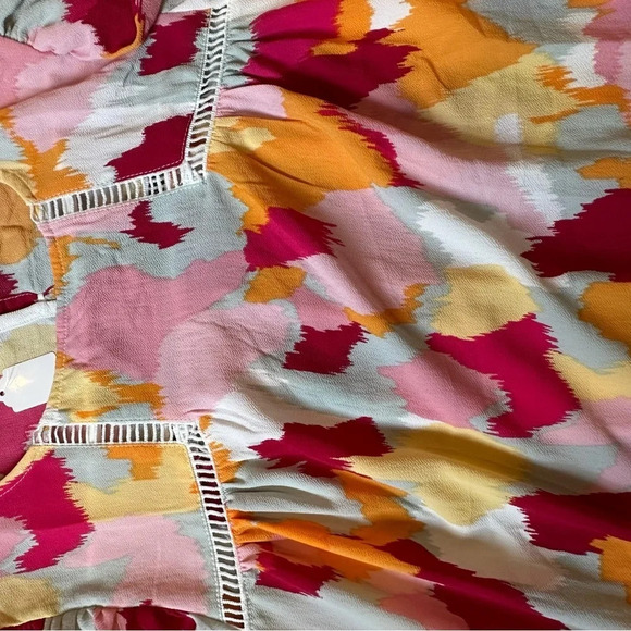 Women's Small Bright Colored Blouse - Picture 3 of 7